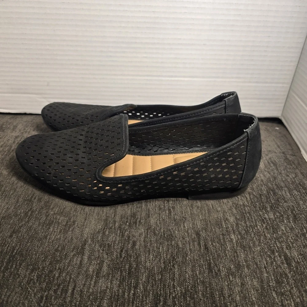 Me Too Yale Slip-On Loafer Shoes Women's Black Suede Laser Cut Size 9